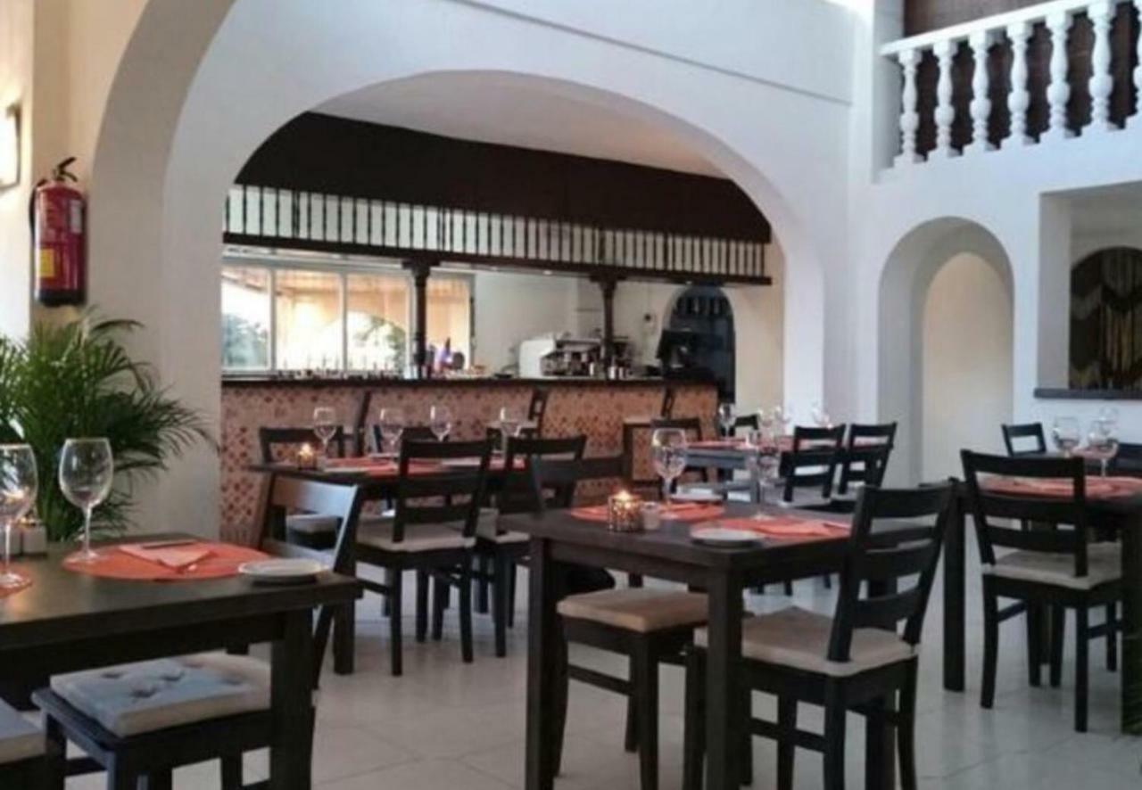 Torremolinos Apartment Near Beach ภายนอก รูปภาพ